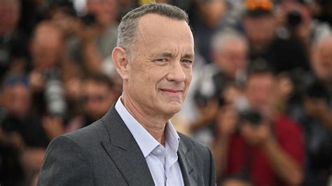 Tom Hanks dice que un comercial de plan dental utiliza una versión suya de la inteligencia artificial sin autorización
