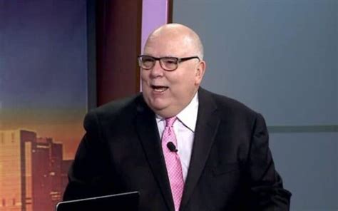 Tom skilling salary 2023. Chicago's dean of weather Tom Skilling recently announced that he's hanging up his microphone early next year.. Why it matters: Skilling — who won over the hearts of the city and the nation over his 45 years at WGN-TV — joins the ranks of several local news veterans who've recently retired. The big picture: The parting of ABC 7 anchor … 