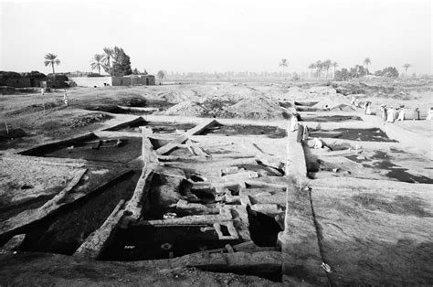 Tombs and burial customs at tell el dab'a. - 1979 renault r18 fuego service reparaturanleitung download herunterladen.