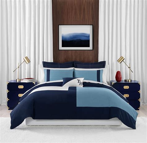 The Tommy Hilfiger Global jacquard 3-piece cotton yarn dyed duvet cover set brings a classic look and feels to your bedroom. Made from 100% cotton yarn dyed fabric, the comforter and shams bring a contemporary appeal, accented by inset woven bands and tie details. Featuring a solid percale reverse, this cotton bedding set gives a timeless update ….