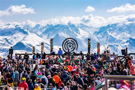 Tomorrowland winter. Return bus journey to Alpe d’Huez. Lodging (chalet, apartment or hotel) General Access to Tomorrowland Winter. 7-day Package from Saturday March 16 to Friday March 22. 4-day Package from Tuesday March 19 to Friday March 22. Lift & Ski Pass. 