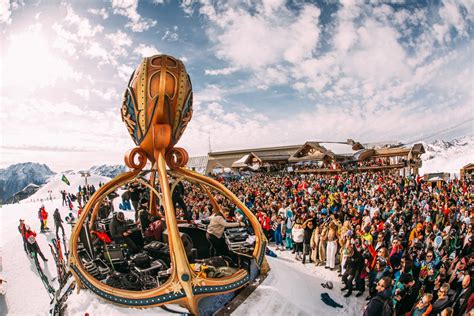 Tomorrowland winter 2024. Jun 29, 2023 · Tomorrowland Winter 2024 will take place 16 - 23 March 2024 in Alpe d'Huez. Alpe d’Huez is situated on a south-facing plateau in the French Alps. It is one of the biggest ski domains in France with 250 km of ski slopes. Alpe d’Huez is located only 1 hour from Grenoble, 2 hours from Lyon and less than 5 hours from Paris. 