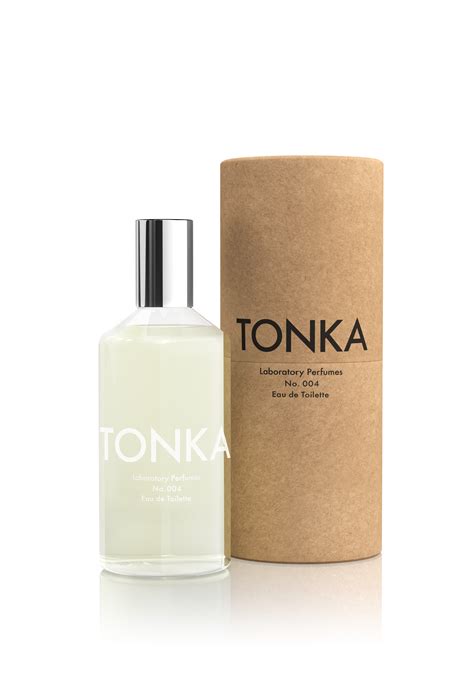 Tonka scent. Myrrh & Tonka Cologne Intense. Rich, hand-harvested sap of the Namibian myrrh tree, mingling with the warm almond and lush vanilla notes of the tonka bean. Noble and intoxicating. 