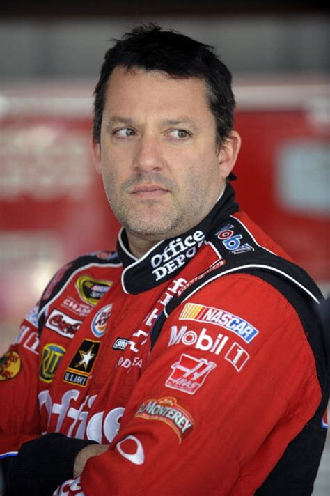 Tony stewart. Tony Stewart, driver of the Mobil 1 Top Alcohol Dragster: • Earned No. 4 provisional qualifying position in Q1 on Friday (5.279 ET at 271.84 mph) • Earned No. 2 provisional qualifying position in Q2 on Friday (5.197 ET at 273.11 mph) • Secured No. 3 qualifying position based off of Friday’s Q2 run. In Q3 on Saturday, Stewart ran a 5.221 … 