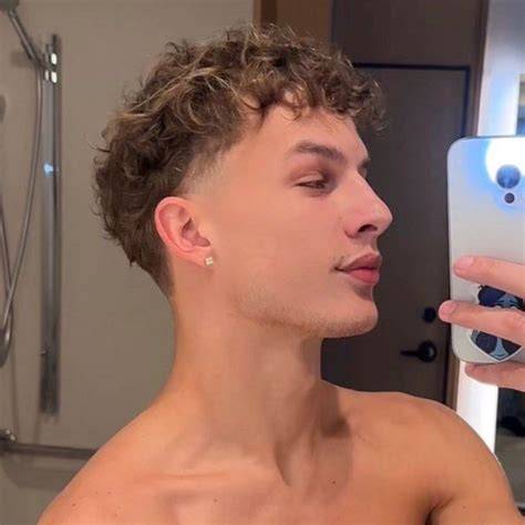 Tonytone Nude