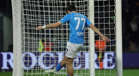 Toothless Napoli draws with Monza in Serie A. Fiorentina rises to fourth
