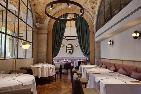 Top 10 Restaurants and the 30 Hottest Tables Right Now in Lisbon