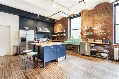 30+ Latest Kitchen Trends Dominating 2023, According to Design Pros. Look for statement lighting, creative cabinetry and a surge of bright colors. Considered the heart of the home, the kitchen is ...