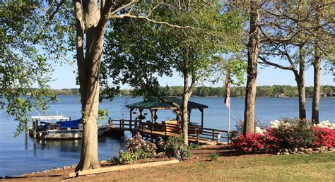 Top 20 Lake Norman, US cabin rentals Vrbo