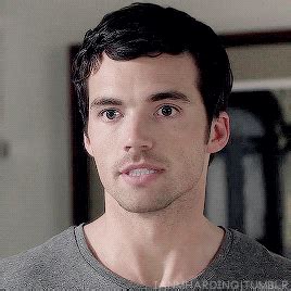 Top 30 Ezra Fitz GIFs Find the best GIF on Gfycat