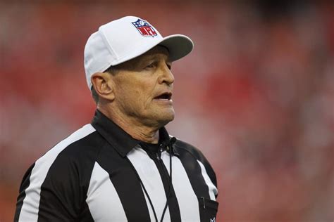 Top 5 Worst Referees In NFL History (Updated 2024) - The Cold …