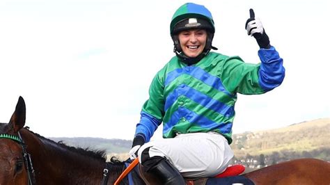 Top 6 Most Skilled and Popular Female Jockeys in Ireland