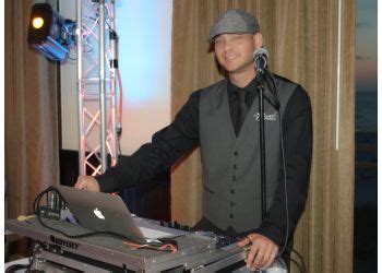 Top DJs for Hire in St Petersburg, FL - The Bash