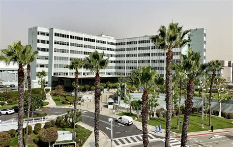 Top Hotels Closest to Long Beach Memorial Hospital in Long …