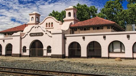 Top Hotels in Modesto, CA from $64 - Expedia