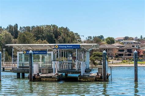 Top Ryde City to Putney - one way to travel via bus, line