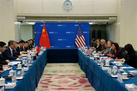 Top US and Chinese commerce officials express support for easier trade, but deep differences remain