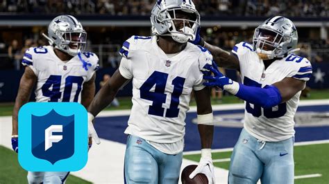 Top ff defenses. UPDATED Week 14 Fantasy Football Defense (DST) Rankings and Streamers. Collins is a fantasy 'monster' in Texans' offense. Matthew Berry, Connor Rogers and Jay Croucher break down Nico Collins ... 