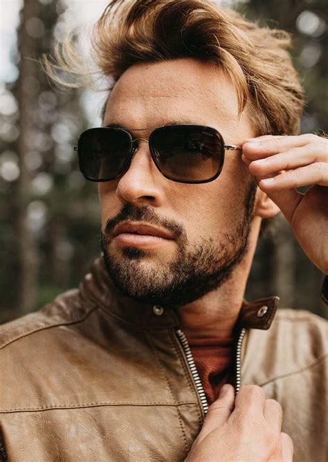Top male sunglasses. Go for retro rectangular framed sunglasses like wayfarer shapes with wide plastic frames for a cool vintage feel to your look - team with men's polo shirts and men's denim shorts rolled up at the hem, for a full throwback look. Not just for summer, men's sunglasses look great all year round, a pair of metal framed aviators keep … 