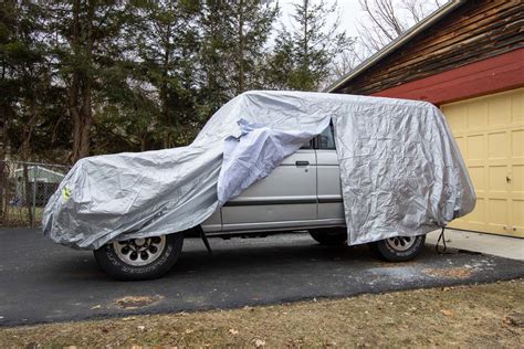 Top rated car covers. The Budge Lite Car Cover would be the cover where you get the most bangs for your buck. It is the best seller on the market. A scratch-resistant, breathable and dustproof cover … 