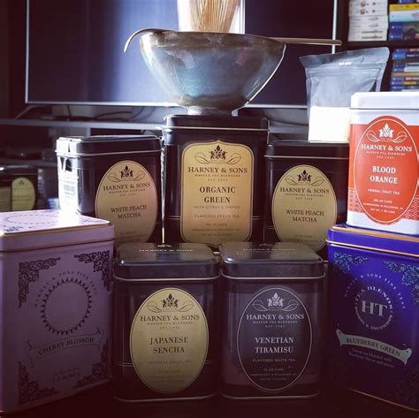 Top tea brands. Best Places to Buy Loose Leaf Tea Online. 1. Harney & Sons. Founded in 1983, Harney & Sons is a family-owned tea company with a legacy of four decades in the tea industry. Their commitment to sourcing the finest tea leaves from around the world is evident in every sip. With a vast selection of loose leaf … 