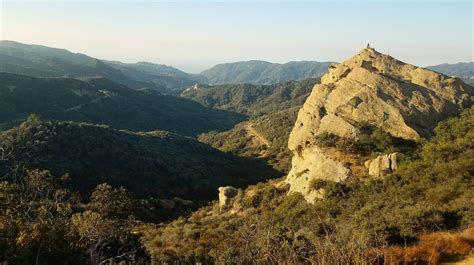 Topanga hikes. Topanga Sate Park contains lands traditional to both the Tongva and Chumash peoples, historically marking an interface between these two groups who lived on the land for thousands of years. ... This popular recreational destination offers miles of hiking, biking and horse trails, a nature center, and a campground. TOPANGA CANYON DOCENTS ... 