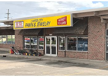 Integrity Gun & Pawn sets the standard for pawn shops in Northeast Kansas and the greater Topeka, KS area. As a high-end jewelry buyer and collateral lender we consistently offer more than competitors from other Topeka pawn shops, making us the perfect choice for those hoping to acquire cash for gold, sell jewelry, sell watches and more.. 