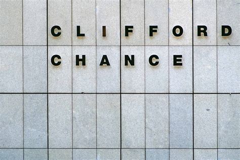 Topics Guides - Clifford Chance