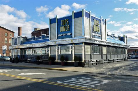 Tops diner east newark nj. Apr 21, 2017 · Tops Diner can be found at 500 Passaic Ave., East Newark, NJ 07029. Tops Diner has been in business nearly 100 years. The neighborhood spot opened its doors in the 1920s and has been offering friendly service ever since. The moment you walk into Tops, you'll notice all the makings of a classic diner: big comfy booths, festive lighting, a steel ... 