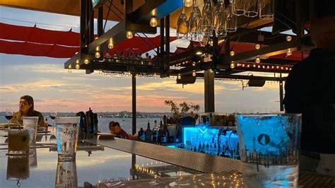 Topsail san diego. San Diego’s finest surf and turf, signature oyster bar, and lounge. Hours: Mon – Sat 11am to 10pm. Hours: Sun – 10am to 10pm. Phone: 619-719-4960. Visit Brigantine. 