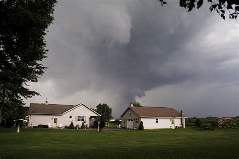 Sep 5, 2011 · Video shows a tornado touching down near th