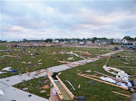 Tornado toledo. Second, the NWS confirmed an EF1 tornado in Hancock County, about 50 miles south of Toledo. It had a maximum wind speed of 105 mph, was on the ground for 3.35 miles and had a maximum width of 100 ... 