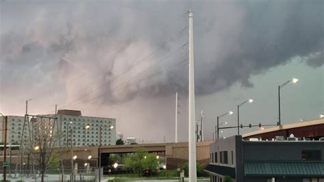 Tornado warning lincoln nebraska. May 22, 2011 · THE TOP TEN DEADLIEST TORNADOES IN U.S. HISTORY (includes a Nebraska Tornado) 695 deaths. March 18, 1925, in Missouri, Illinois and Indiana. The tri-state tornado remains the deadliest in U.S. history. It crossed from southeastern Missouri, through southern Illinois and then into southwestern Indiana. The tornado carried sheets of iron as far ... 