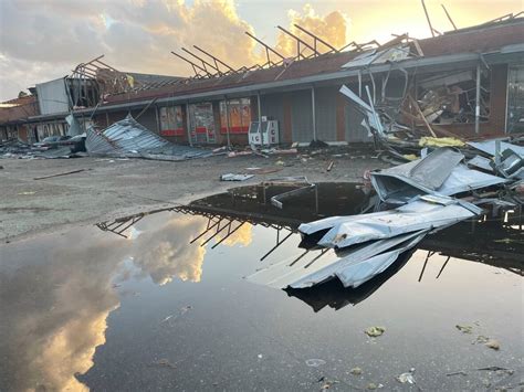 Tornadoes cause death and destruction in Georgia and Alabama