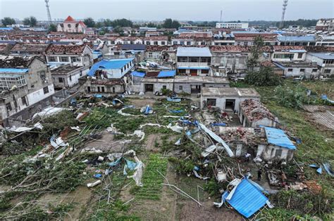 Tornadoes kill 10 people and seriously injure 4 others in eastern China