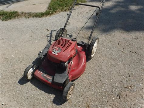 Generally, a self-propelled lawn mower comes with an engine oil capacity of up to 0.2 gallons capacity. On the other hand, a riding lawn mower offers an engine’s oil capacity above 0.3 gallons. So, the oil capacity of your Toro lawn mower depends on the category of the mower.. 