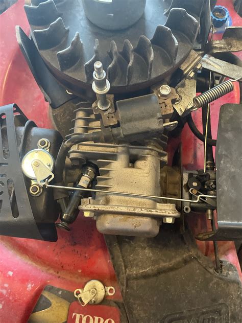 Apr 17, 2023 · 9,535. Apr 17, 2023 / Carb advice for Toro 22" Recycler. #3. This is an autochoke carb. so either you are missing a few parts to control the choke or you have the wrong carb. Outside of that which could be the starting issue, you may just need to remove the bowl nut on the bottom and clean the jets in the nut. G. . 