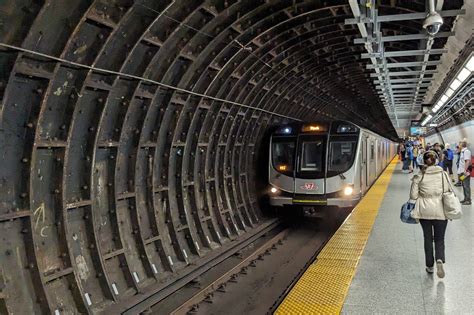 Toronto's Subway: Faster Service & New Safety Measures (2026)