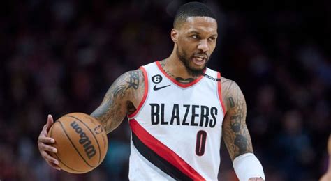 Toronto Raptors are in the mix for Damian Lillard. But is it a good idea?
