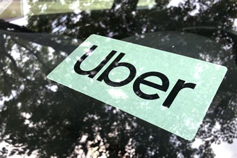 Toronto council rescinds ‘arbitrary’ cap on rideshare licences, Uber praises move