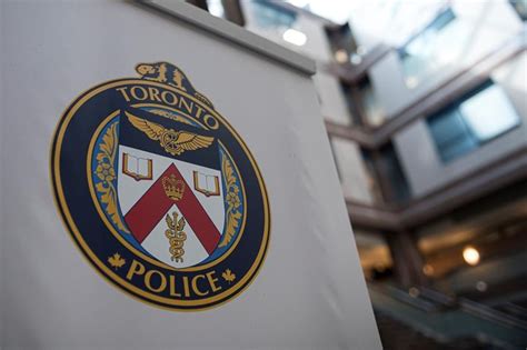 Toronto officer with prior charge suspended with pay for allegedly assaulting woman: TPS
