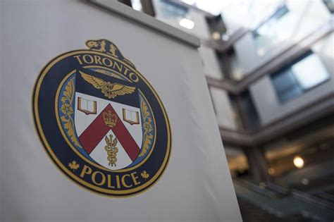 Toronto police officer charged with sexual assault: SIU