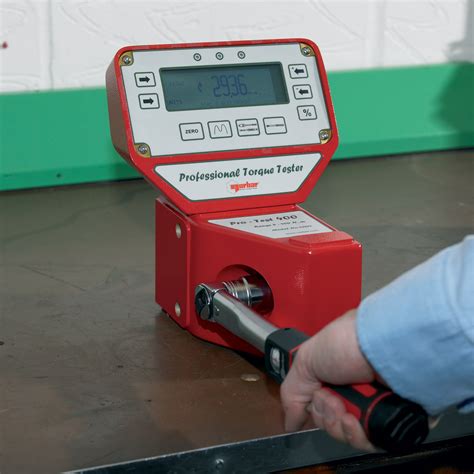 Torque wrench tester calibration.  Test torque settings, measure deviat...