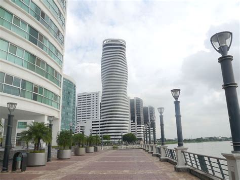 Torres King Linkedin Guayaquil