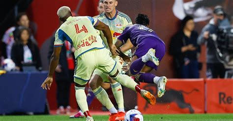 Torres propels Orlando City to 3-0 victory over Red Bulls