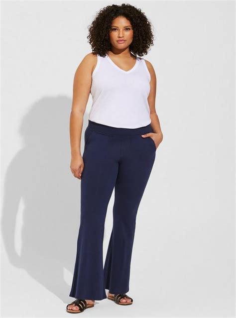 Torrid flare leggings. TODAY'S DEALS. Get your groove on with Torrid's plus size flare leggings! Our bell bottom and flare leggings will have you feeling fabulous. Shop now! 