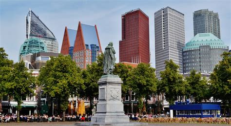 Tour The Hague