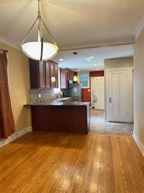 Tour video of listing at 8748 S Wood Street, Chicago, IL 60620 ...