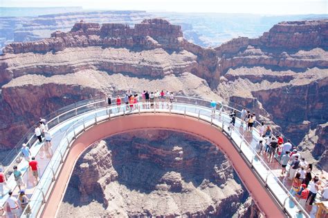 Tours from las vegas to grand canyon. Paradise Found Tours seems to be the only company that puts up an all inclusive price. The other company and others like them, use phrases like "From as low as ... 