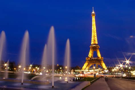 Tours of paris. Take a tour with Blue Fox Travel, formerly Blue Bike Tours, highly rated Paris Tours on TripAdvisor since 2012! ✓3000+ Reviews ✓Small Groups ✓Money Back ... 